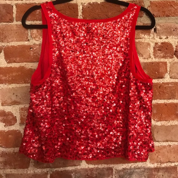 Red sequence crop top - Picture 3 of 3